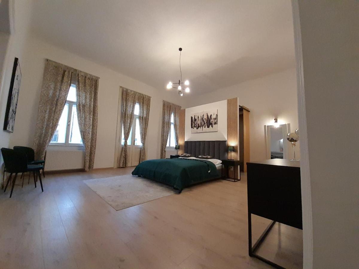 Entrez Apartment 3 - Historical Centre كَشّا المظهر الخارجي الصورة