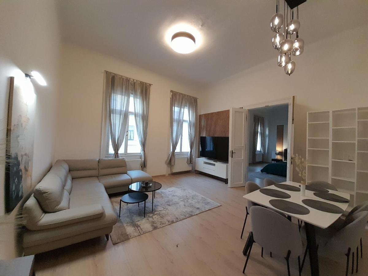 Entrez Apartment 3 - Historical Centre كَشّا المظهر الخارجي الصورة